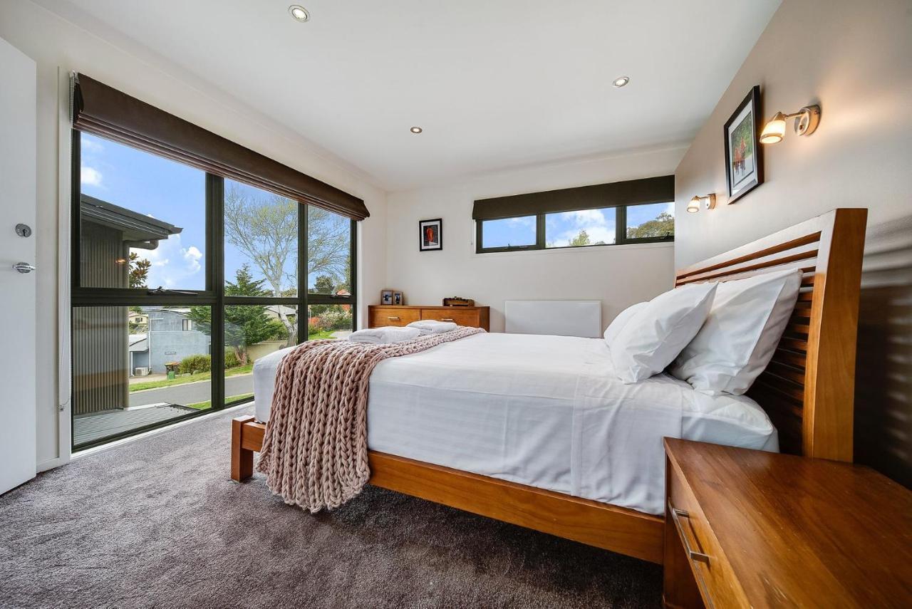 Ned Kelly'S Retreat - Stunning 3Br Townhouse L Lake Views L Wifi L Bbq Джиндабайн Экстерьер фото